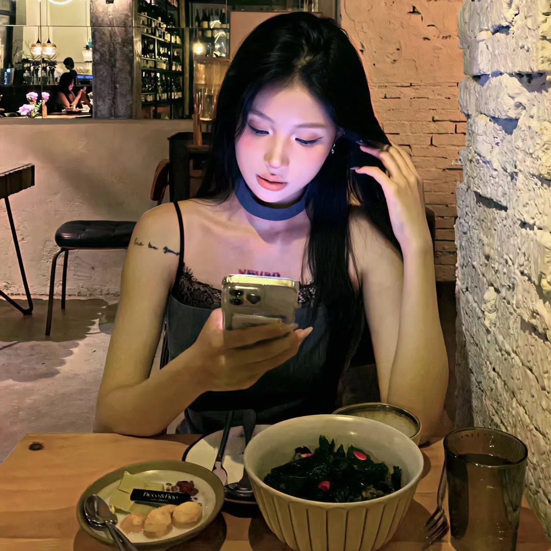 海底娇娃蓝华：处女任务